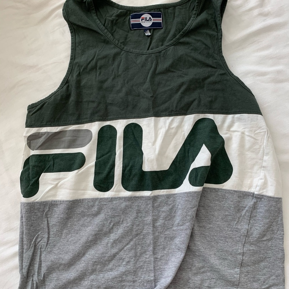 Fila tank